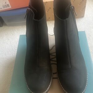 Black Tom’s Ankle Boots